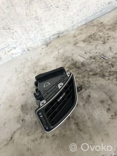 Infiniti Q50 Garniture, panneau de grille d'aération latérale 687604ga0a