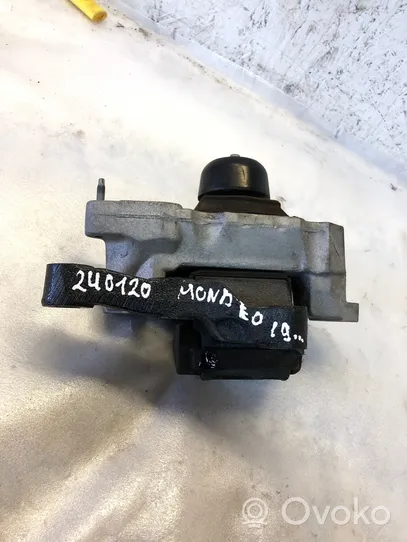 Ford Mondeo MK V Supporto della scatola del cambio Dg937m121df