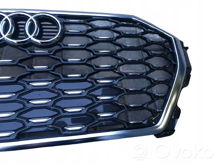 Audi Q3 F3 Maskownica / Grill / Atrapa górna chłodnicy 83F853651