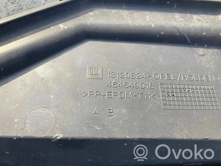 Opel Corsa B Grille calandre supérieure de pare-chocs avant 13120824