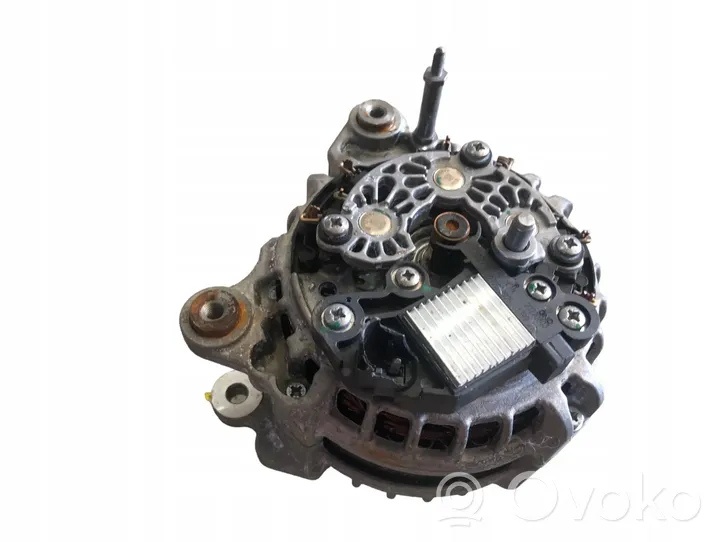 Volkswagen Golf VII Generatore/alternatore 03H903026J