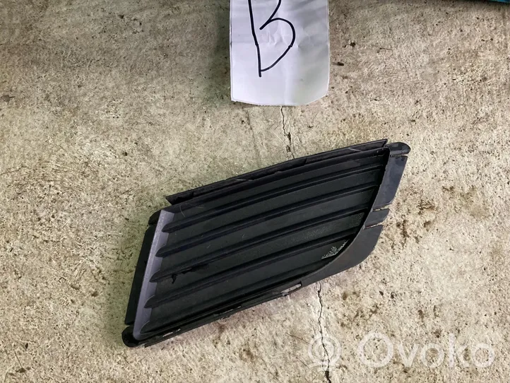 Opel Corsa C Front fog light trim/grill 13120835