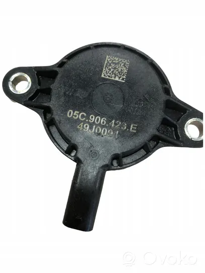 Audi Q2 - Sensor de posición del cigüeñal 05C906423E