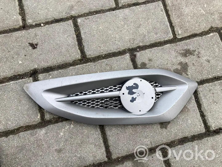 BMW 5 GT F07 Grille calandre supérieure de pare-chocs avant 7713055