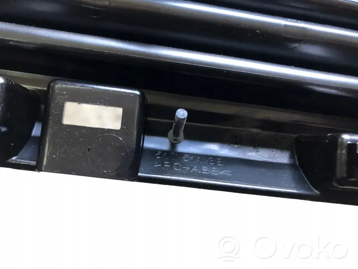 Volkswagen Golf VIII Copertura griglia di ventilazione laterale cruscotto 51751138