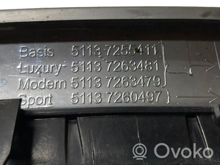 BMW 3 F30 F35 F31 Grotelės priekinės 51137255412