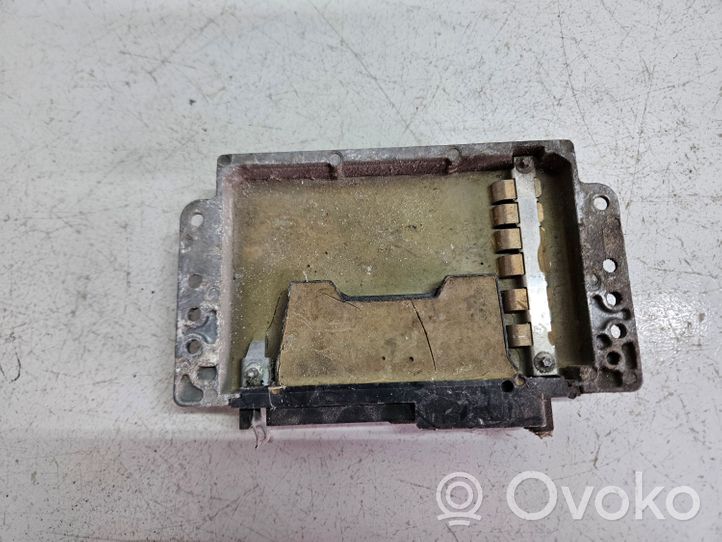 Renault Scenic I Calculateur moteur ECU HOM7700875745