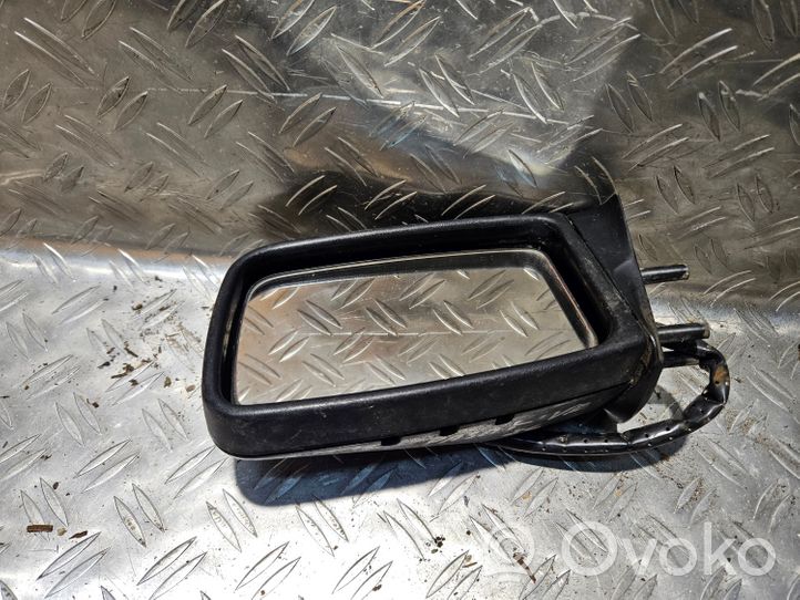 Volkswagen PASSAT B2 Manual wing mirror 0117122