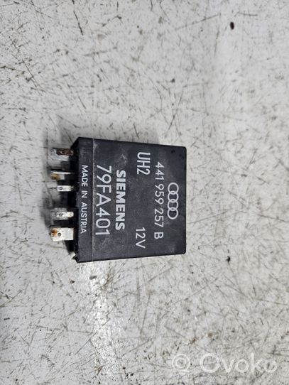 Audi A6 S6 C5 4B Module relais lève-vitre 441959257B