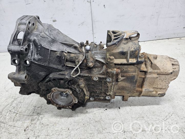 Audi A6 S6 C4 4A Scatola del cambio manuale a 6 velocità 01E301211