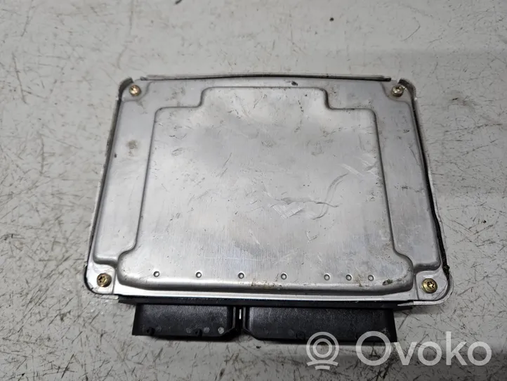 Volkswagen PASSAT B5.5 Sterownik / Moduł ECU 038906019GT