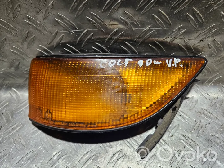 Mitsubishi Colt Front indicator light 0455702L