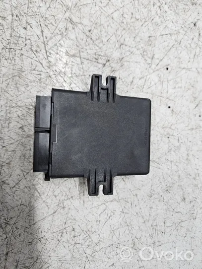 Mercedes-Benz Sprinter W901 W902 W903 W904 Door central lock control unit/module 410215010001