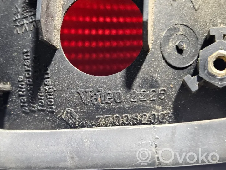 Renault Laguna I Rear/tail lights 7700820051