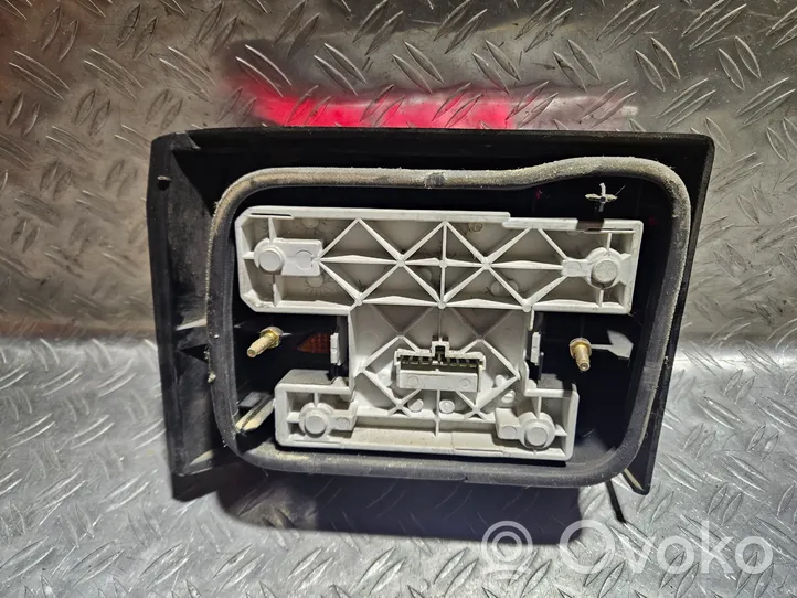 Renault 19 Lampa tylna 000201