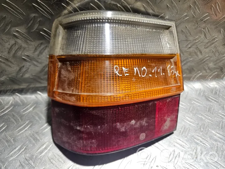 Renault 11 Rear/tail lights 01245