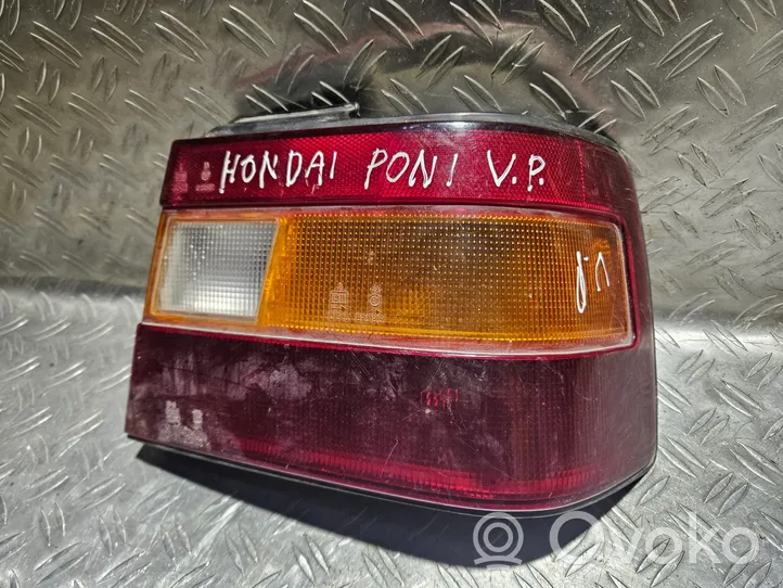 Hyundai Pony Luci posteriori 011142