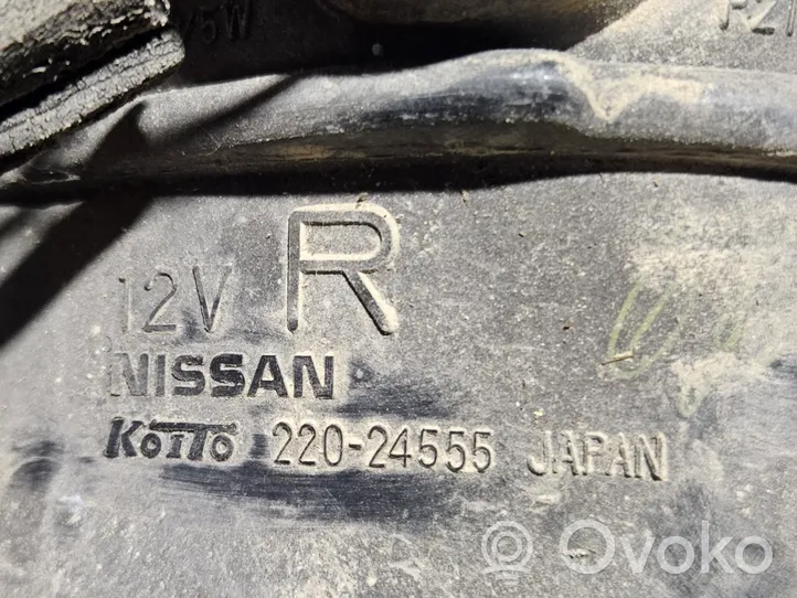 Nissan Sunny Luci posteriori 22024555