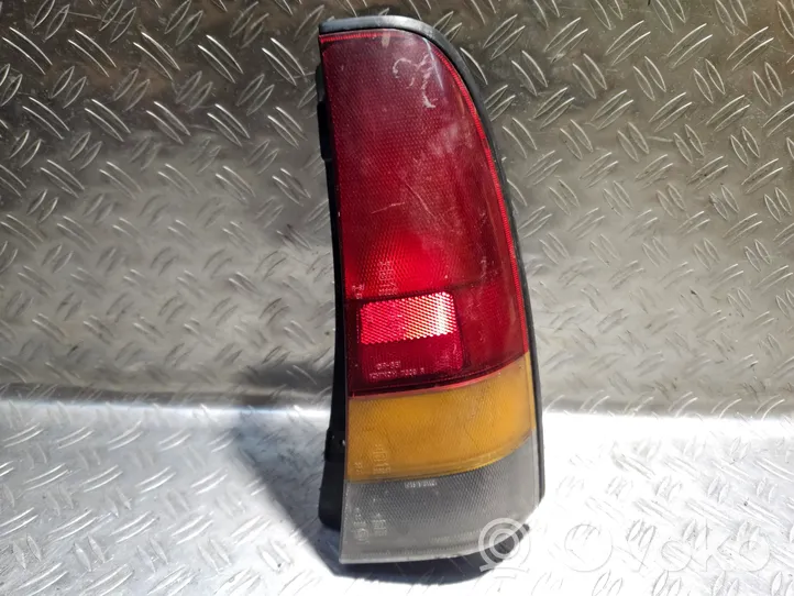 Nissan Primera Luz trasera/de freno 7309R