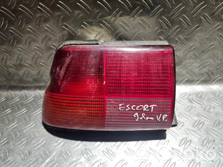 Ford Escort Lampa tylna 93B13A603AA