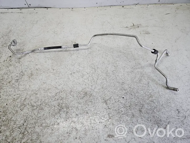 Porsche Macan Air conditioning (A/C) pipe/hose 95B260710