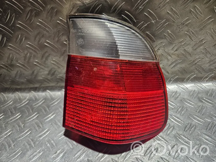 BMW 5 E39 Lampa tylna 393326