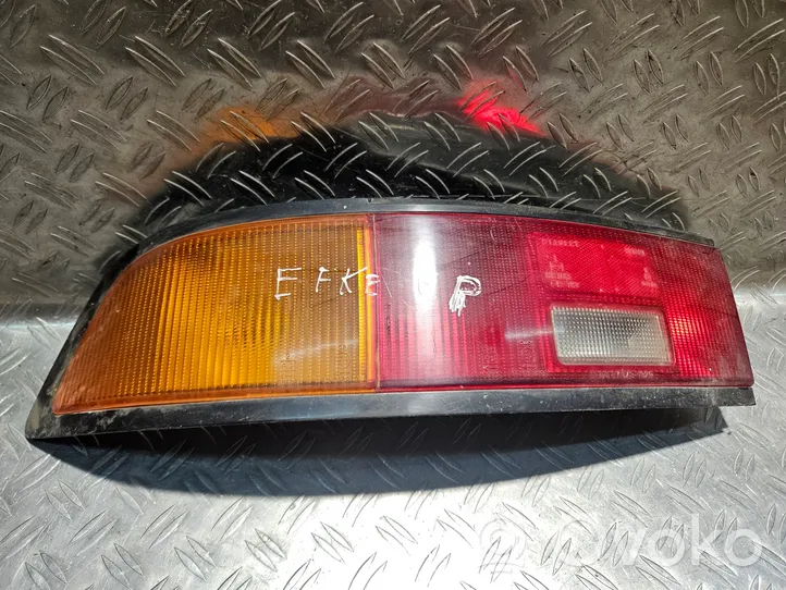 Mazda 323 F Feux arrière / postérieurs 0431321L