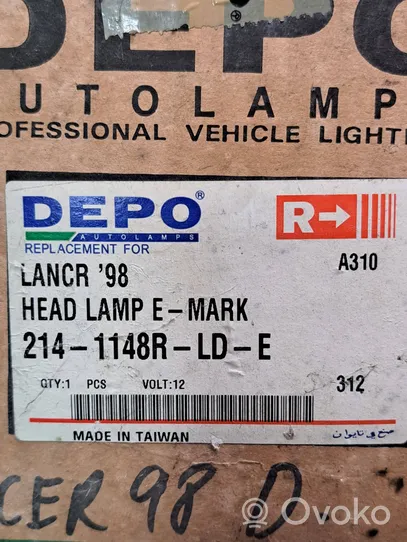 Mitsubishi Lancer Lampa przednia 2141144R