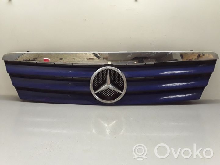 Mercedes-Benz A W168 Grille de calandre avant 