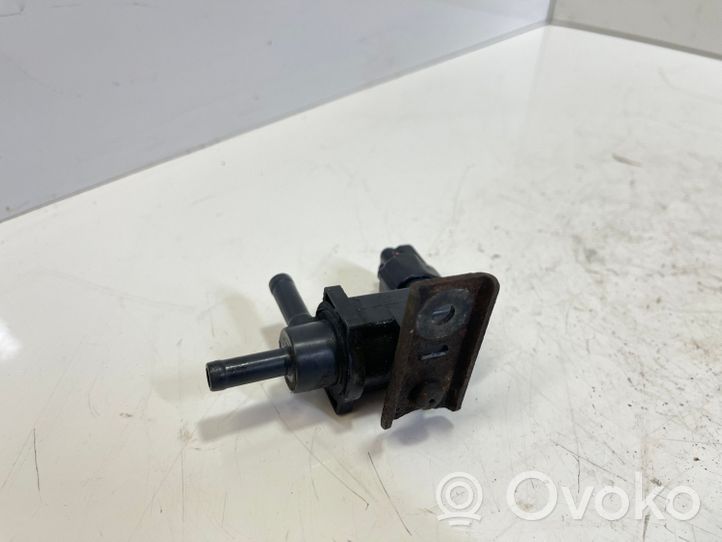 Toyota Prius (XW20) Valve vacuum 9091012259