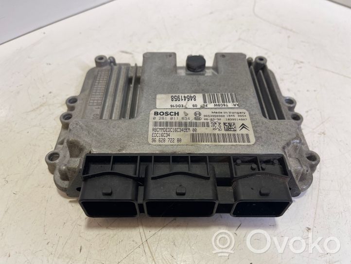 Peugeot 307 Calculateur moteur ECU 0281011634