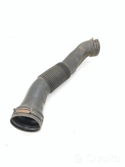 Audi A4 S4 B5 8D Tube d'admission d'air 06B129627