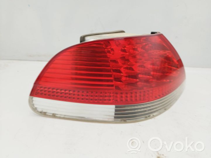 BMW 7 E65 E66 Lampa tylna 63217164735