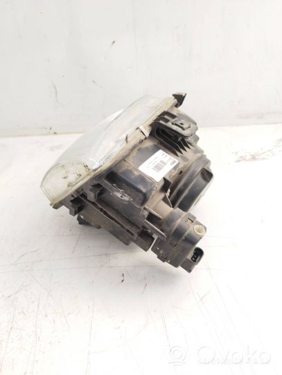 Renault Megane I Faro/fanale 88204648