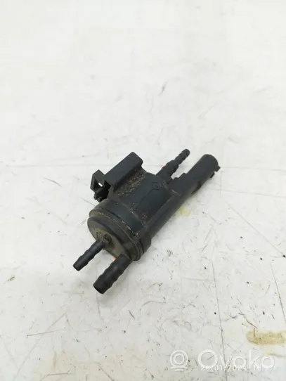 Mercedes-Benz S W220 Valve vacuum 0025401497