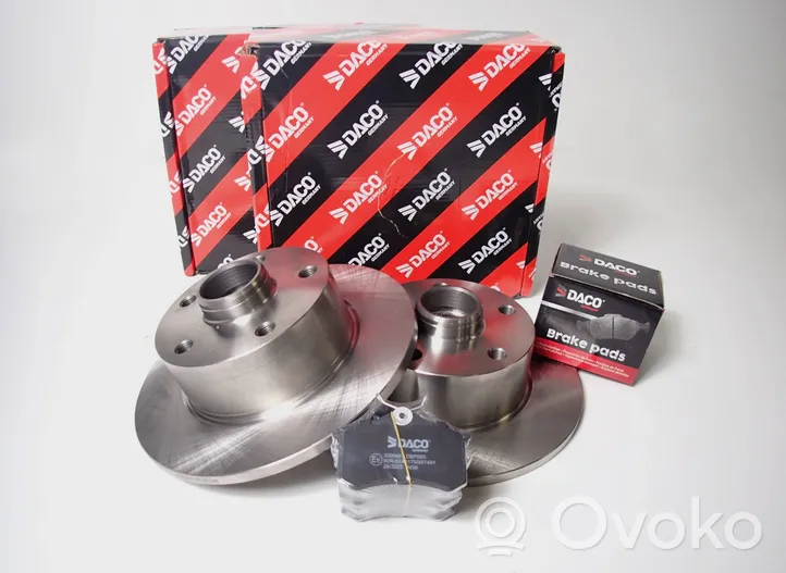 Audi A4 S4 B5 8D Set dischi freno e pinze 604757