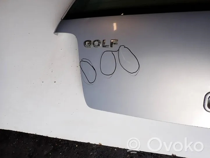 Volkswagen Golf IV Galinis bortas (bortelis) 