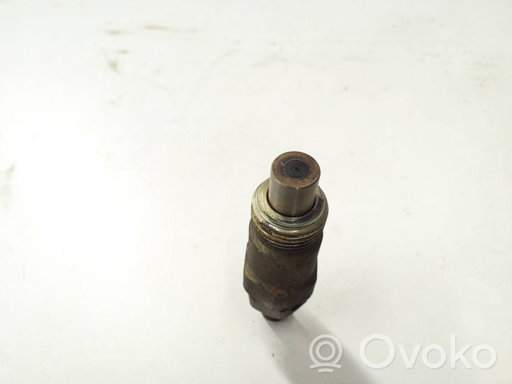 Nissan Patrol Y61 Injecteur de carburant 71H0681