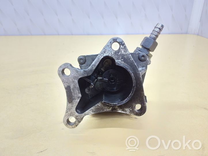 Volvo 440 Pompe à vide 72117206