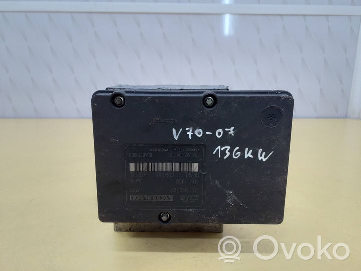 Volvo V70 ABS-pumppu 30714956