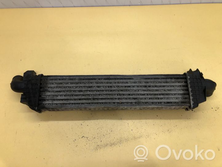 Volvo V50 Intercooler air channel guide 