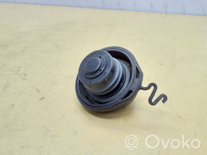 Volvo S40 Tappo del serbatoio del carburante PA666F30