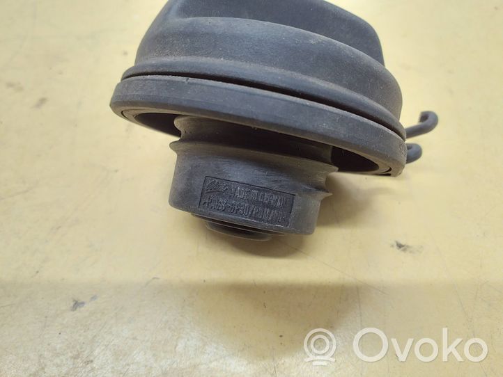 Volvo S40 Tappo del serbatoio del carburante PA666F30