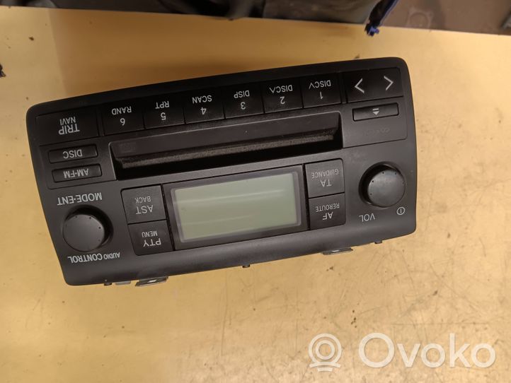 Toyota Corolla E140 E150 Unité principale radio / CD / DVD / GPS W58802