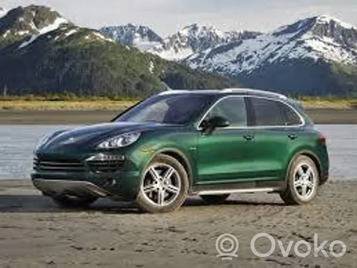 Porsche Cayenne (92A) Ćwiartka tylna 