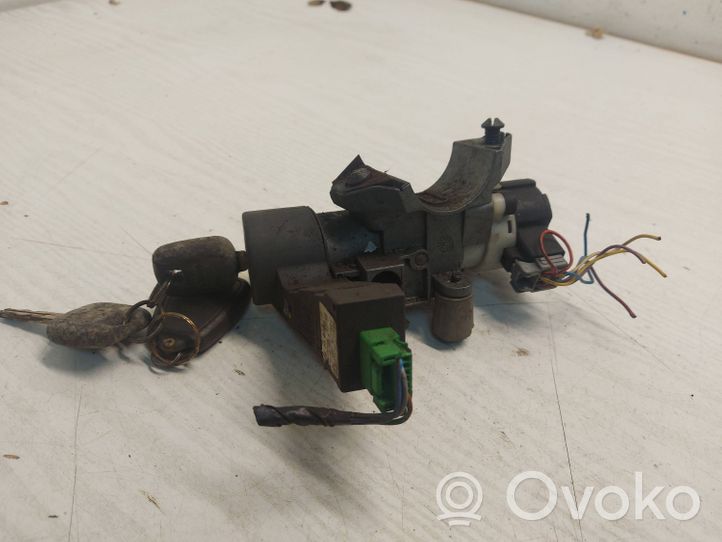 Volvo S70  V70  V70 XC Ignition lock 8626324