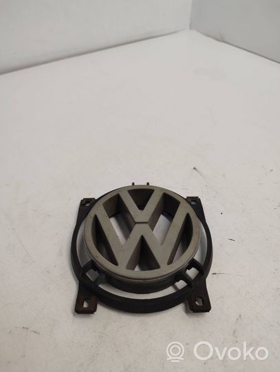 Volkswagen PASSAT B5 Valmistajan merkki/logo/tunnus 357853601