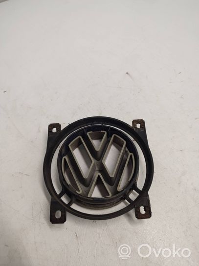 Volkswagen PASSAT B5 Valmistajan merkki/logo/tunnus 357853601