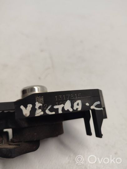 Opel Vectra C Przełącznik / Przycisk otwierania klapy bagażnika 1317815