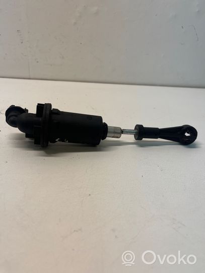 Citroen C4 I Clutch slave cylinder 